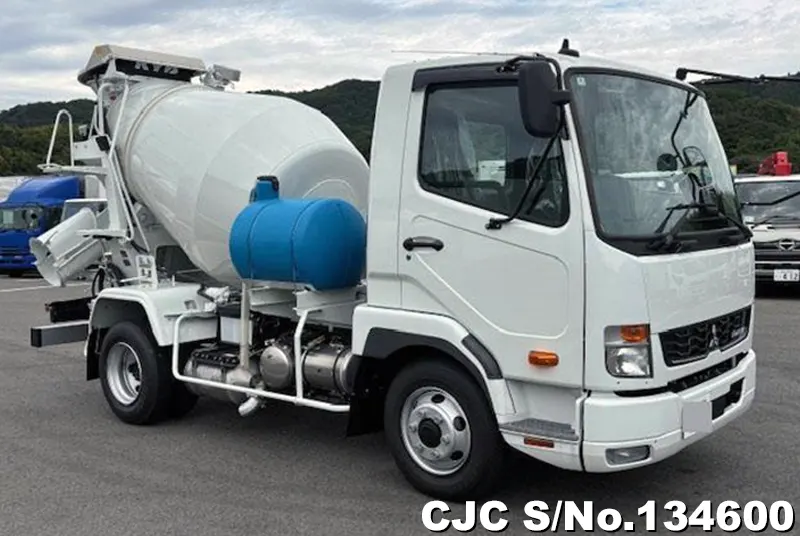 Mitsubishi / Fuso Fighter 2025