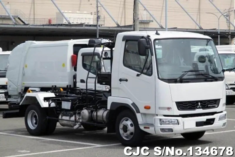 Mitsubishi / Fuso Fighter 2025