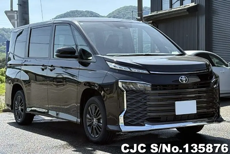 Toyota / Voxy 2026