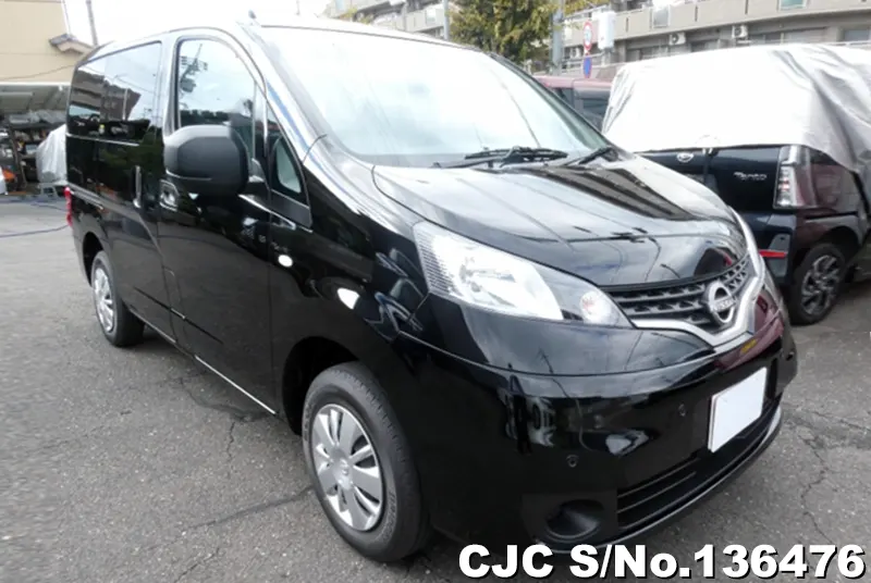 Nissan / NV200 2025