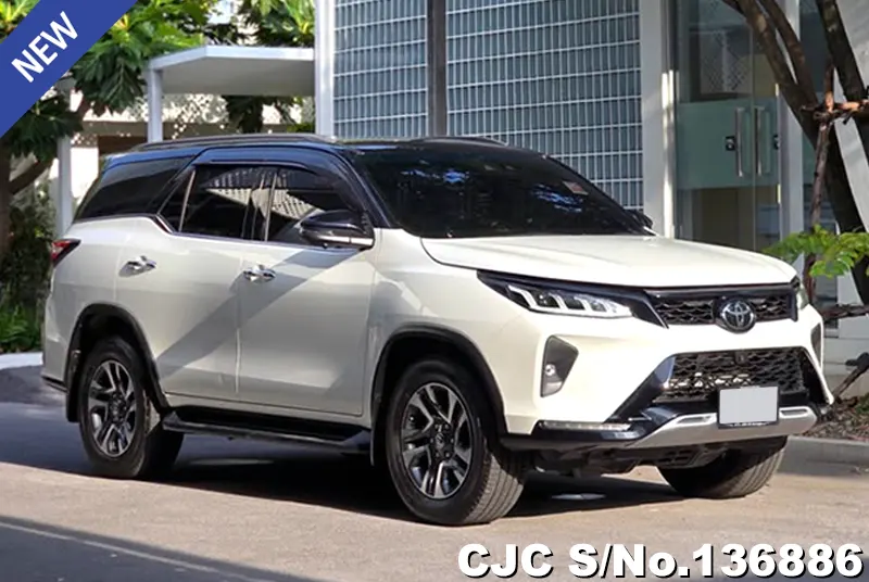 Toyota / Fortuner 2022