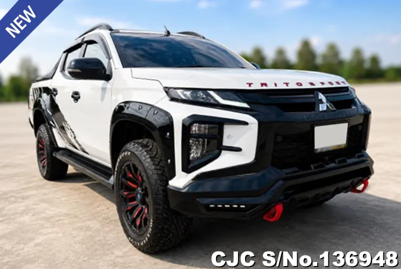 Mitsubishi / Triton 2023