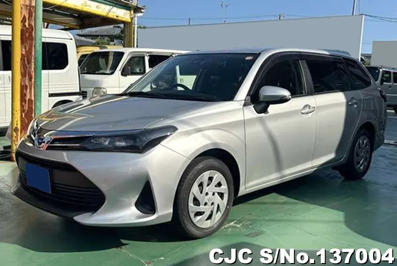 Toyota / Corolla Fielder 2025
