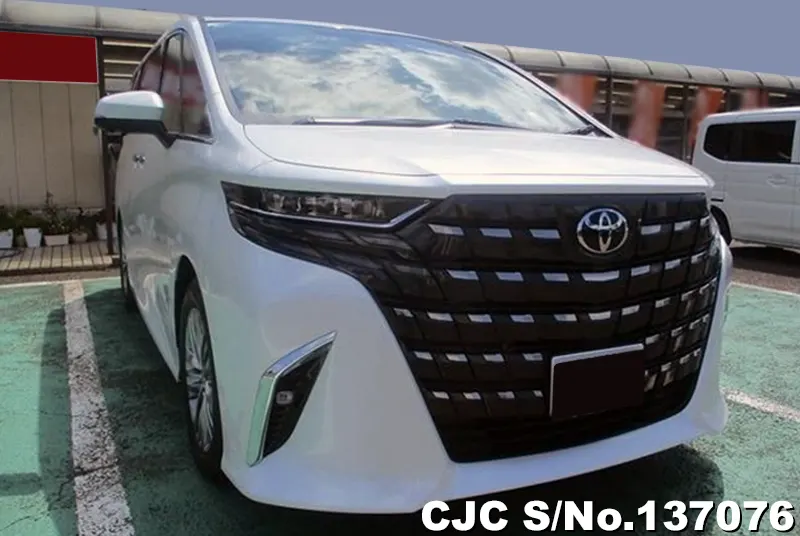 Toyota / Alphard 2026
