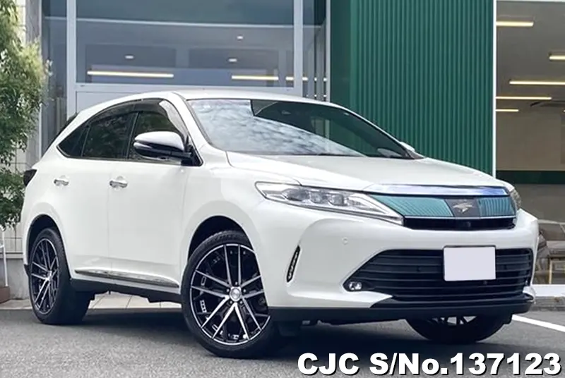 Toyota / Harrier 2019