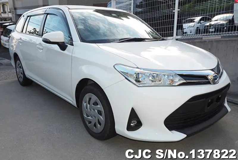 Toyota / Corolla Fielder 2020
