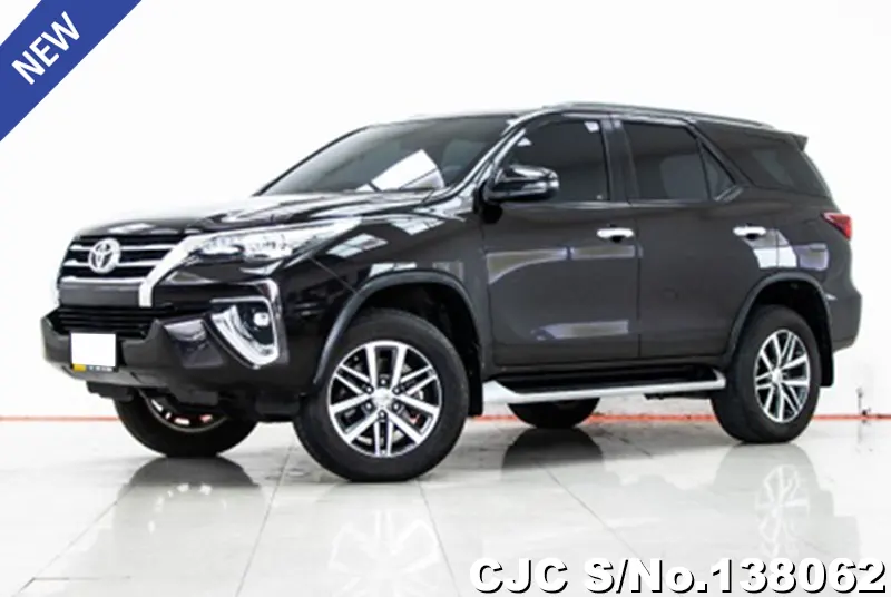 Toyota / Fortuner 2019