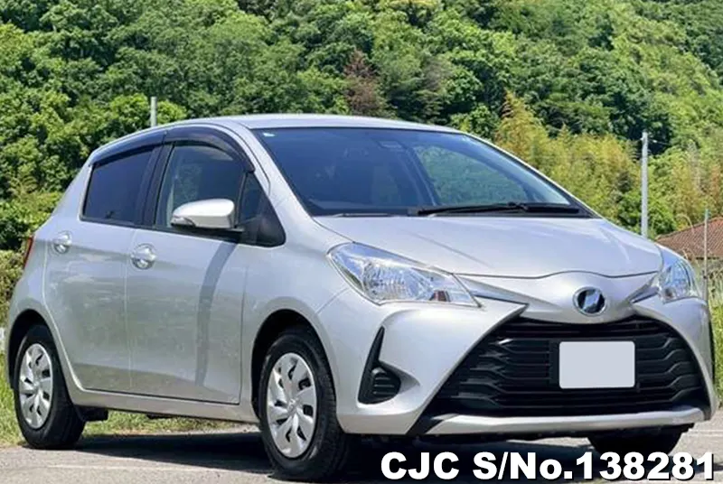 Toyota / Vitz 2017