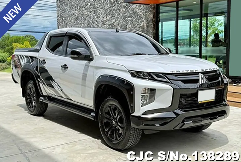 Mitsubishi / Triton 2023
