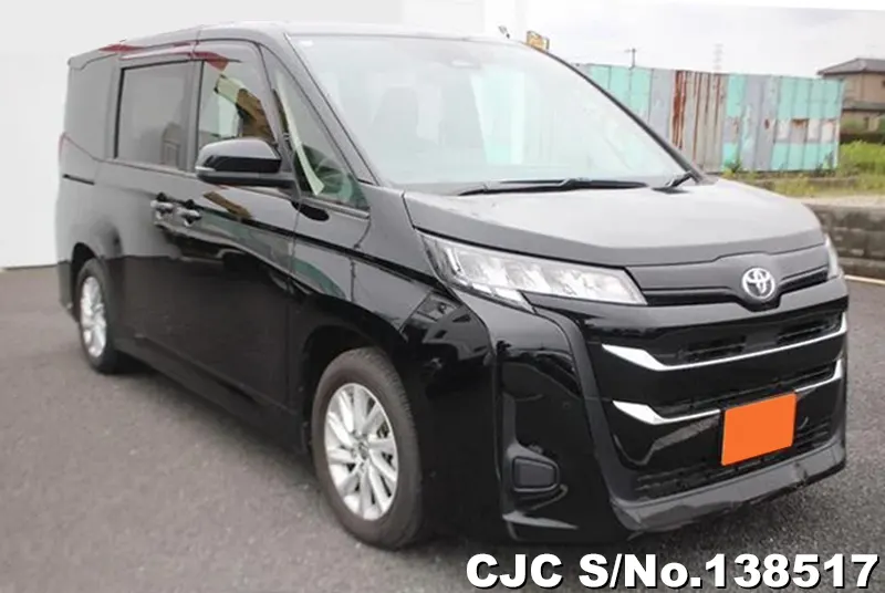 Toyota / Noah 2024