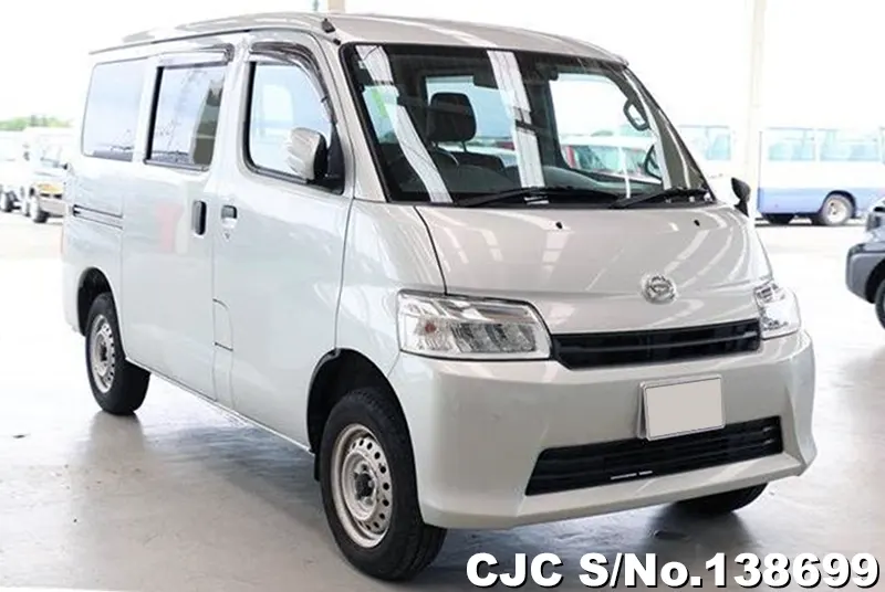 Daihatsu / GranMax 2024