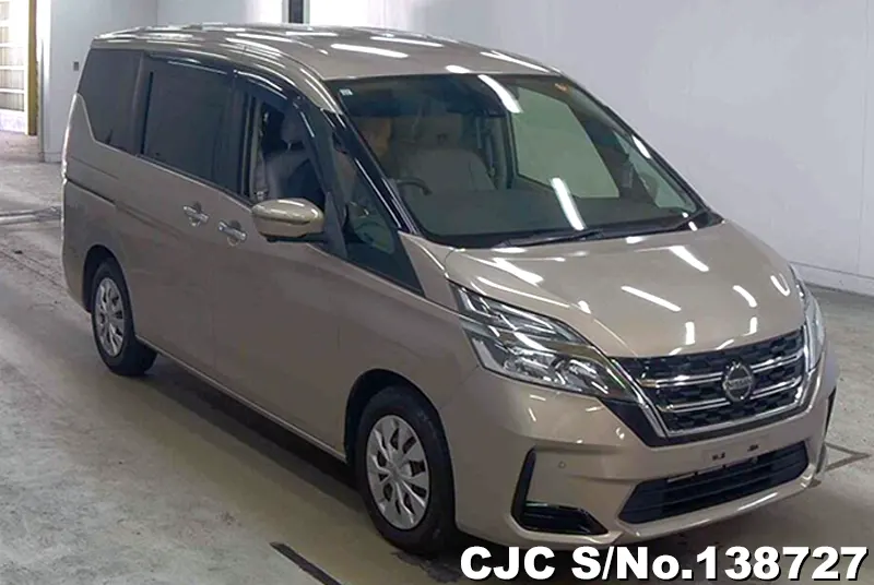 Nissan / Serena 2019