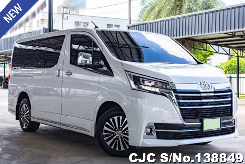 Toyota / Majesty 2024